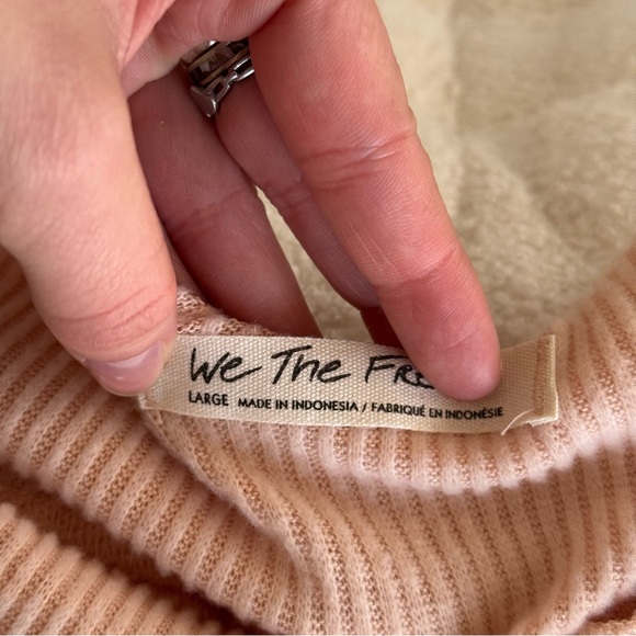 WE THE FREE PEOPLE Pink Main Squeeze Hacci Top - Picture 8 of 8